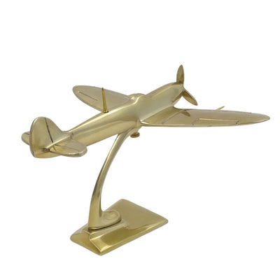 Modell des Jagdflugzeugs Spitfire aus Aluminium in Gold mit personalisierbarer Gravur