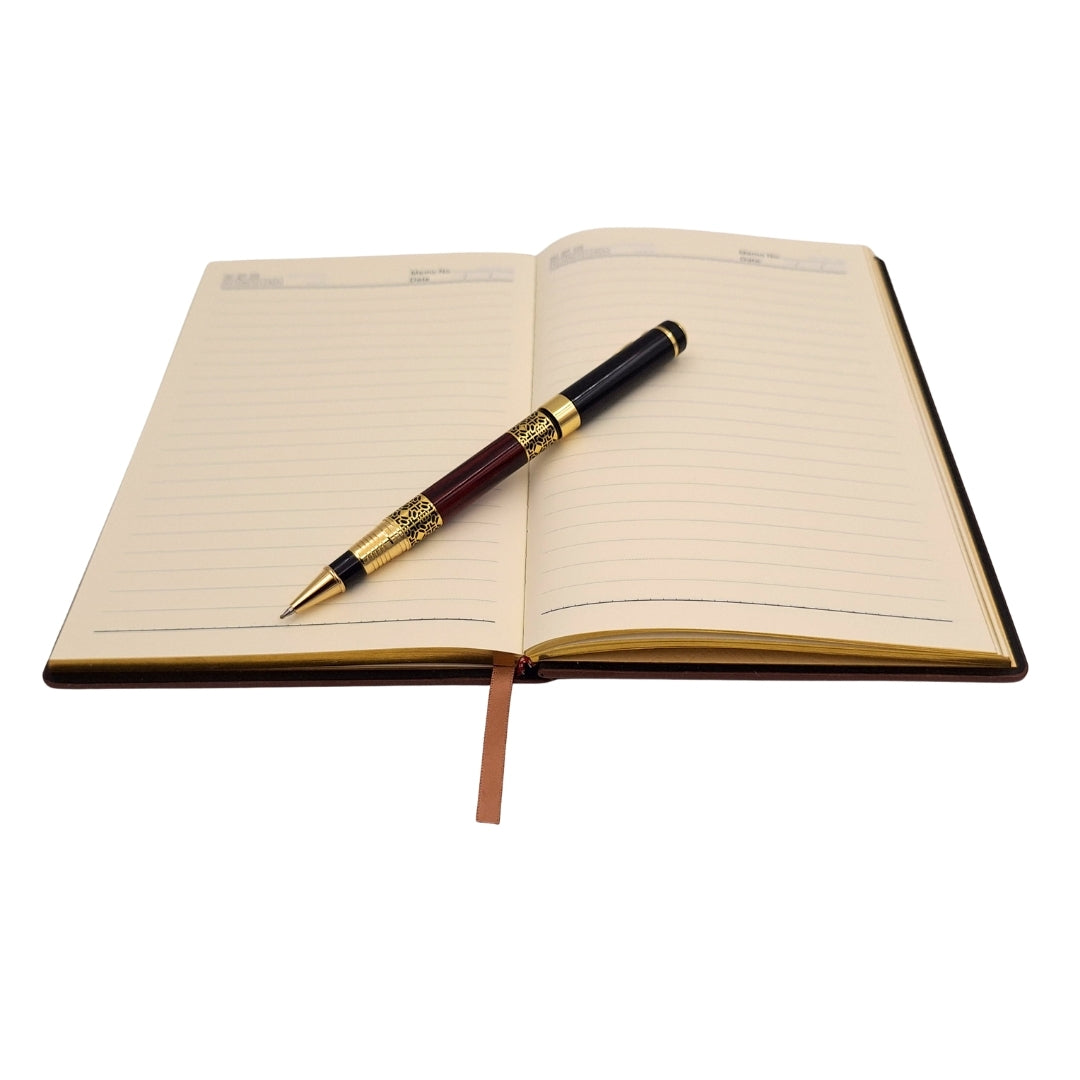 Exklusives Premium Geschenkset A5 Notizbuch mit Holzcover und Kugelschreiber – personalisierbar mit Gravur, ideal als Geschenk für Chef, Lehrer, Künstler – Dunkelbraun mit goldenen Elementen  