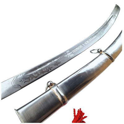 Replik des Kavalleriesäbels „Radziwiłłówka“ aus dem Jahr 1917 mit der Aufschrift „Ehre und Vaterland“ – personalisierte Gravur, elegantes Geschenk, ungehärteter Stahl, Länge 91 cm