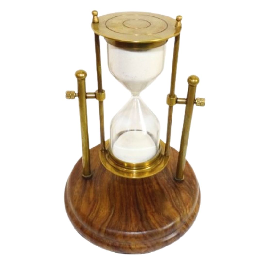 Messing-Sanduhr TMR-0200 auf Holzsockel mit Möglichkeit zur Personalisierung durch Gravur - elegantes Geschenk für den Schreibtisch, 20 cm hoch, weißer Sand