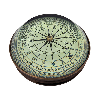 Retro-Messing-Linsenkompass Replik mit Gravur – personalisiertes Geschenk für Reisende, maritimer Stil, Maße 8x8x2,7 cm, Messing und Glas, inspirierendes Sprichwort
