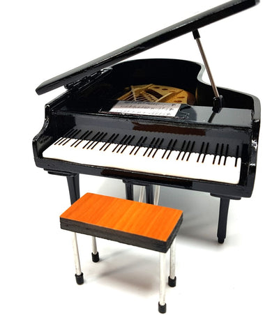Mini-Klavier mit personalisierbarer Gravur, schwarz, handgefertigt aus Balsaholz, Maßstab 1:10, ideal als Geschenk für Pianisten und Musikliebhaber, Höhe 8 cm
