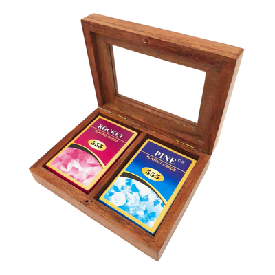 Elegante Holzkiste mit zwei Kartendecks DNU-007 und Gravurpersonalisierung