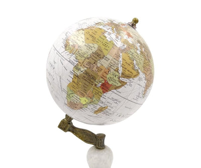 Dekorativer Globus Voyager auf Marmor-Holz-Sockel mit Gravur-Personalisierung – Elegantes Geschenk für Reisebegeisterte, Höhe 32 cm, Durchmesser 15,5 cm, Weiße Karte mit bunten Kontinenten