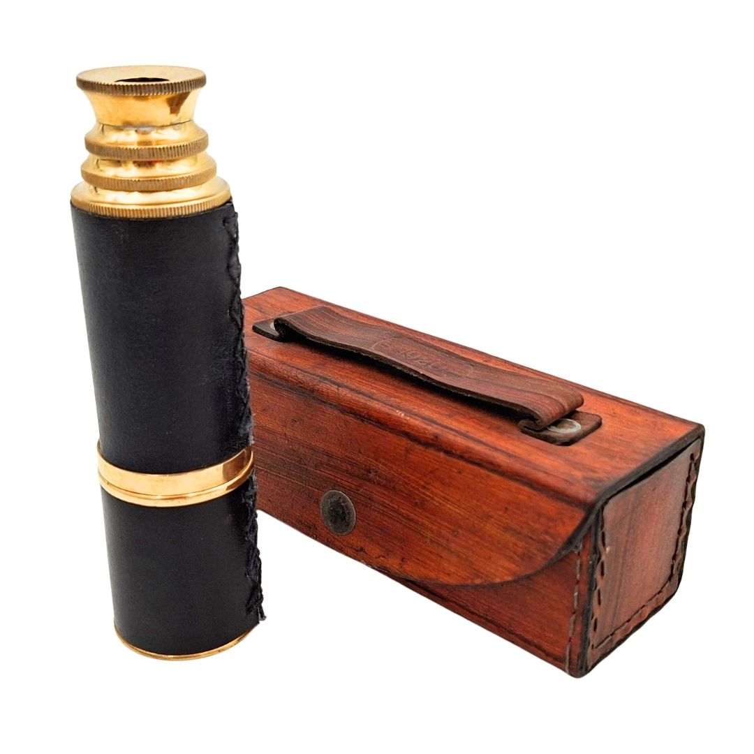 Retro-Kapitänsfernrohr aus Messing im Lederetui mit personalisierbarer Gravur