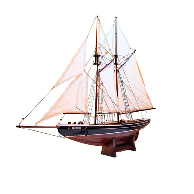 Modell des Bluenose-Schoners 78 cm mit Gravur – elegante maritime Holzdekoration, Geschenk für Segel- und Meeresgeschichtsfreunde mit natürlichen Segeln