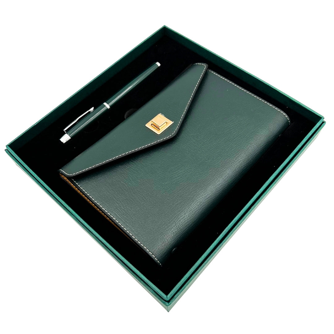 Elegantes Geschenkset mit personalisierter Gravur – Leder-Notizbuch A6 mit hochwertigem Kugelschreiber in luxuriöser Geschenkbox  