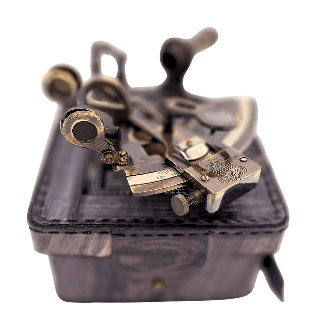 Messing-Sextant mit personalisierter Gravur in Lederbox  