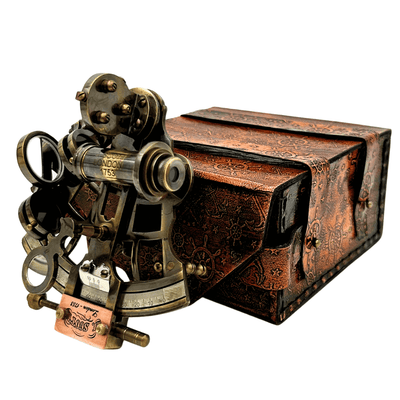 Retro-Sextant aus Messing im Lederetui - Elegantes Navigationsinstrument mit Gravurmöglichkeit - Ideales Geschenk für Liebhaber der Seefahrt und Geschichte - Maße 13x12x7 cm