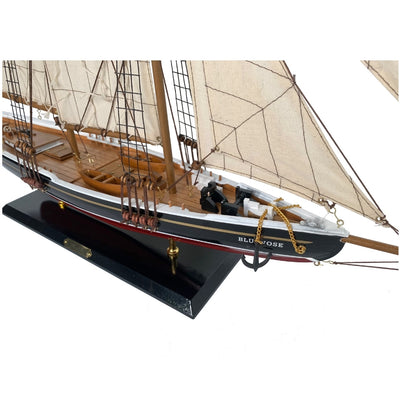 Modell des Segelschiffs Bluenose 80 cm mit Personalisierung durch Gravur