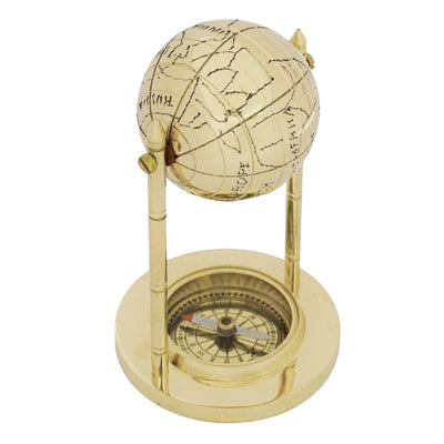 Dekorativer Messingglobus mit Kompass und personalisierbarer Gravur, goldfarben, Höhe 12,5 cm