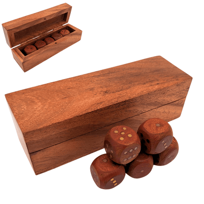 Elegante Holzspielwürfel mit Messingpunkten in personalisierter Box