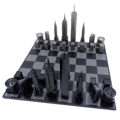 New Yorker Skyline-Schachfiguren aus Edelstahl mit Gravur