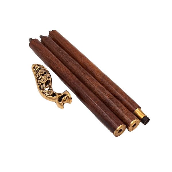 Eleganter zusammenklappbarer Holzstock mit reich verziertem Griff in Braun und Gold mit der Möglichkeit einer personalisierten Gravur