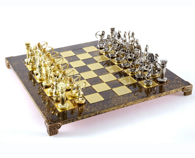 Messing-Schachspiel Gold-Silber mit Gravur – exklusives Geschenk für besondere Anlässe – Maße 44x44 cm, Königshöhe 9,7 cm, handgefertigt, luxuriöse Materialien