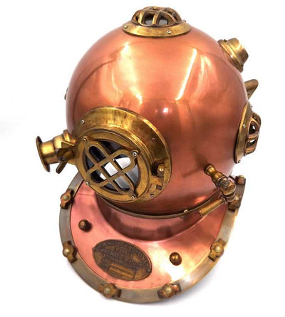 Großer Taucherhelm