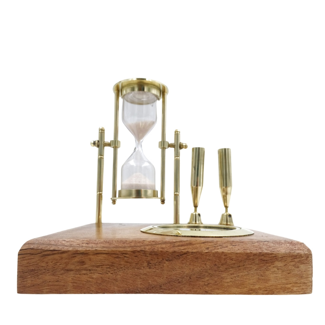 Retro-Schreibtisch-Set mit Sanduhr und Kompass
