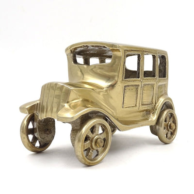 Metallmodell des Retro-Autos BMW Dixi in antikem Messing mit Gravurmöglichkeit