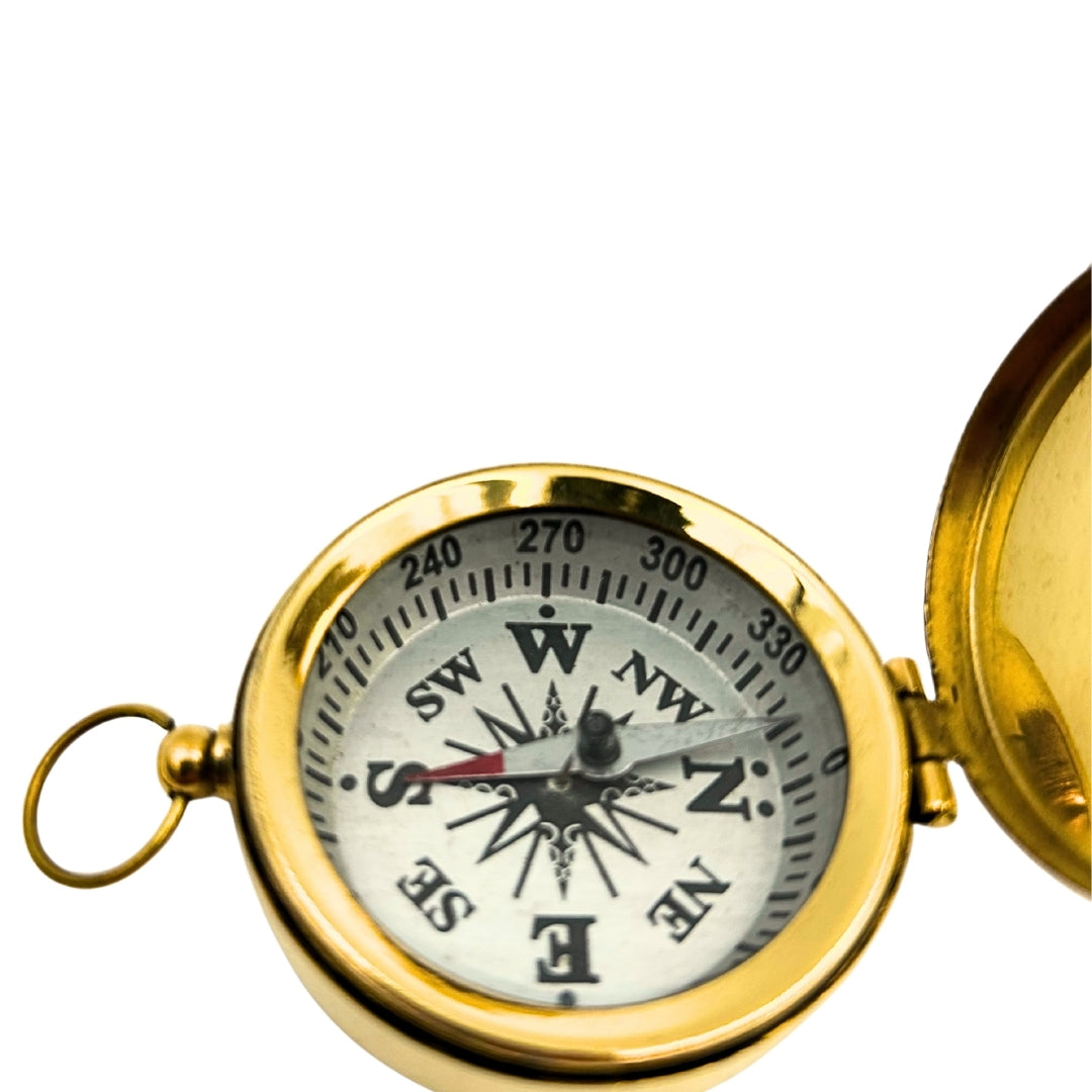 Retro-Messingkompass mit schließbarem Deckel, personalisierbare Gravur, ideal als Geschenk für Segler, Höhe 5 cm, maritimer Stil