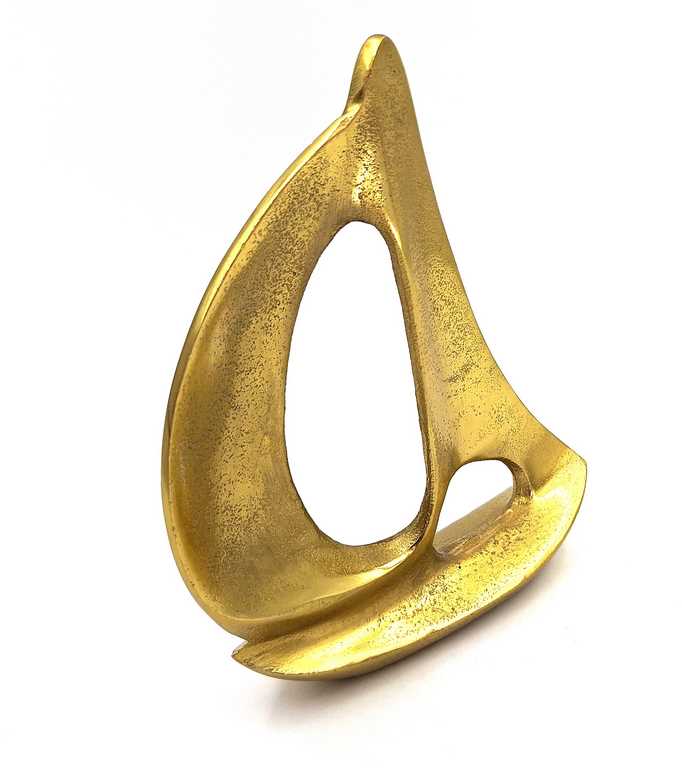 Goldener Aluminium-Yacht, 19,5 cm, mit personalisierbarer Gravur – elegante Dekoration als Geschenk für Segelliebhaber