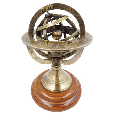 Messing-Astrolabium 14 cm mit Gravur – einzigartiges Geschenk für Astronomie-Liebhaber, elegante Dekoration aus Messing und Holz in Goldfarbe