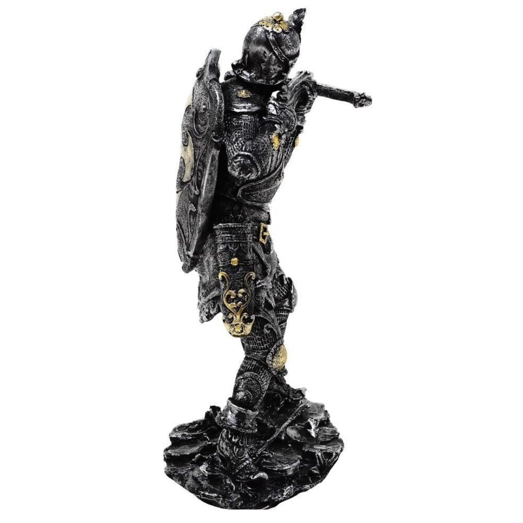 Figur Mittelalterlicher Ritter mit Armbrust 20 cm mit personalisierbarer Gravur - Silber-goldene Dekoration als Geschenk für Geschichts- und Fantasy-Fans - Handbemalt aus Polyresin