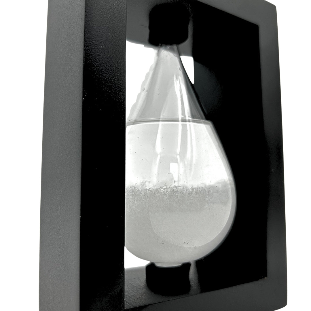 Fitzroy Sturm-Barometer im Holzrahmen – Tropfen Storm Glass mit Gravur-Personalisierung – ideales Geschenk für jeden Anlass – elegante Wetterstation im modernen Stil mit Kristallen, die auf Wetteränderungen reagieren  