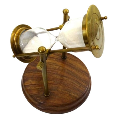 Messing-Sanduhr TMR-0200 auf Holzsockel mit Möglichkeit zur Personalisierung durch Gravur - elegantes Geschenk für den Schreibtisch, 20 cm hoch, weißer Sand