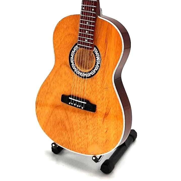 Mini-Klassikgitarre mit Gravur – mahagoniholzene Dekoration, 25 cm