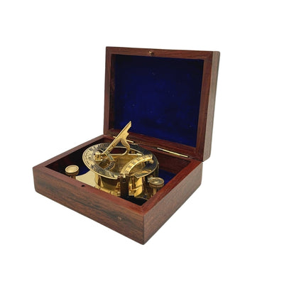 Dollond-Kompass aus Messing in einer Holzschachtel mit Sonnenuhr-Funktion - Ideal als Geschenk mit Gravurmöglichkeit - Antiker Stil, Maße 7,5 x 7,5 x 3 cm