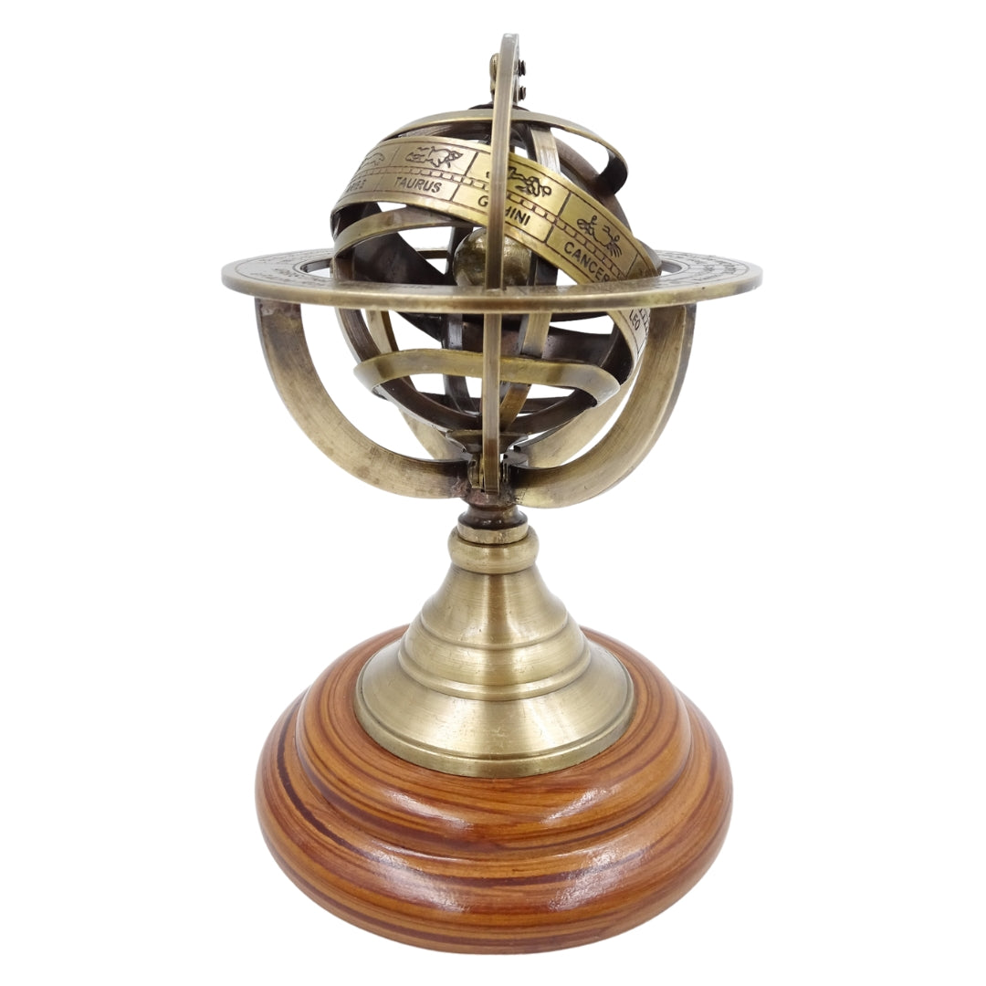Messing-Astrolabium 14 cm mit Gravur – einzigartiges Geschenk für Astronomie-Liebhaber, elegante Dekoration aus Messing und Holz in Goldfarbe