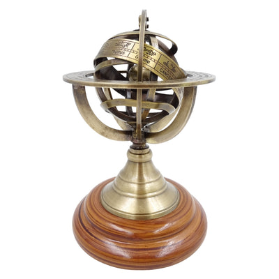 Messing-Astrolabium 14 cm mit Gravur – einzigartiges Geschenk für Astronomie-Liebhaber, elegante Dekoration aus Messing und Holz in Goldfarbe