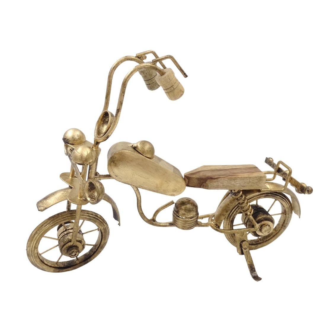Klassisches Metallmotorradmodell NC1733 mit Gravur