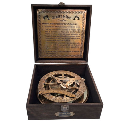 Messingkompass 20 cm mit Sonnenuhr in einer Holzkiste mit Möglichkeit zur Gravurpersonalisierung
