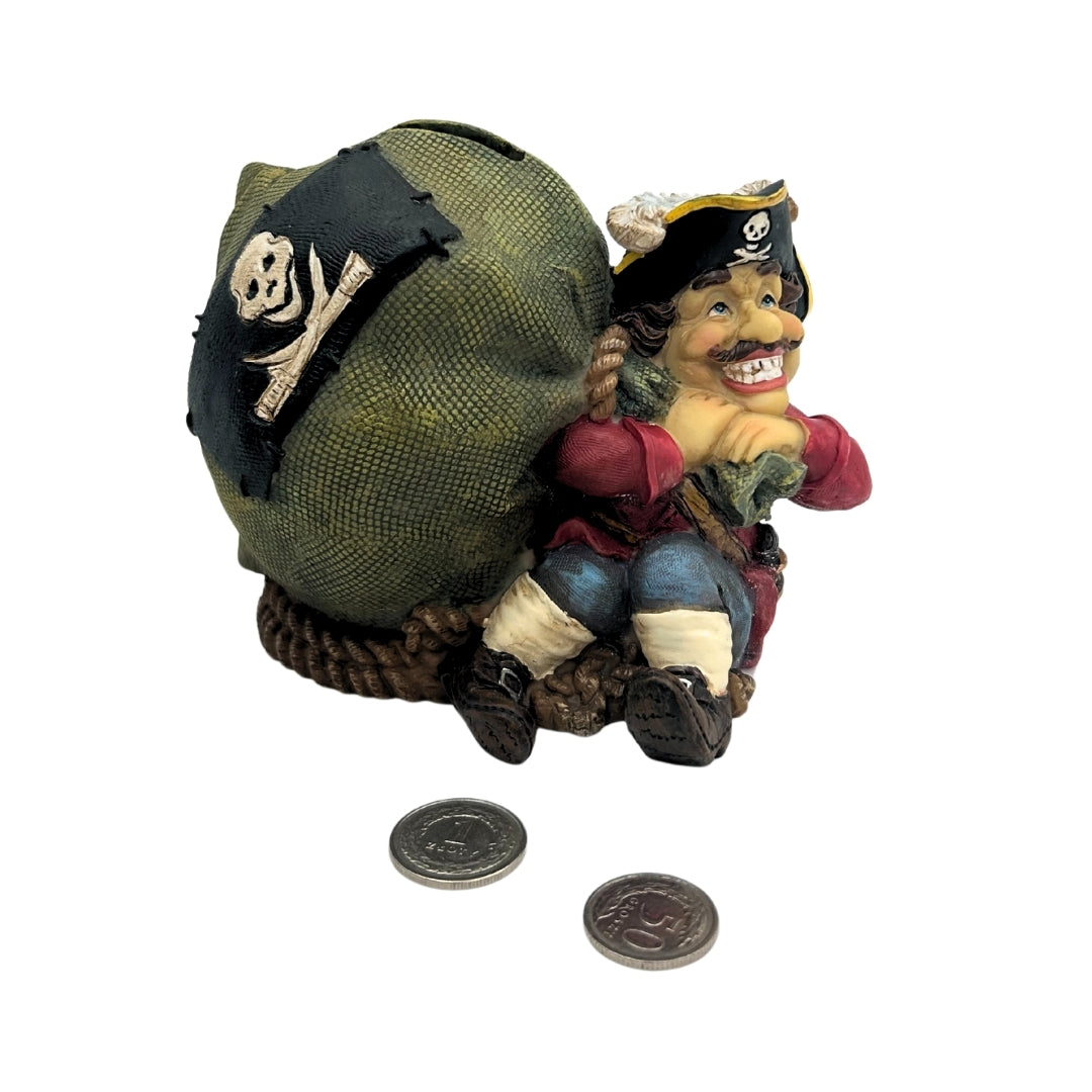 Dekorative Spardose Pirat mit Schatz 14 cm mit personalisierbarer Gravur