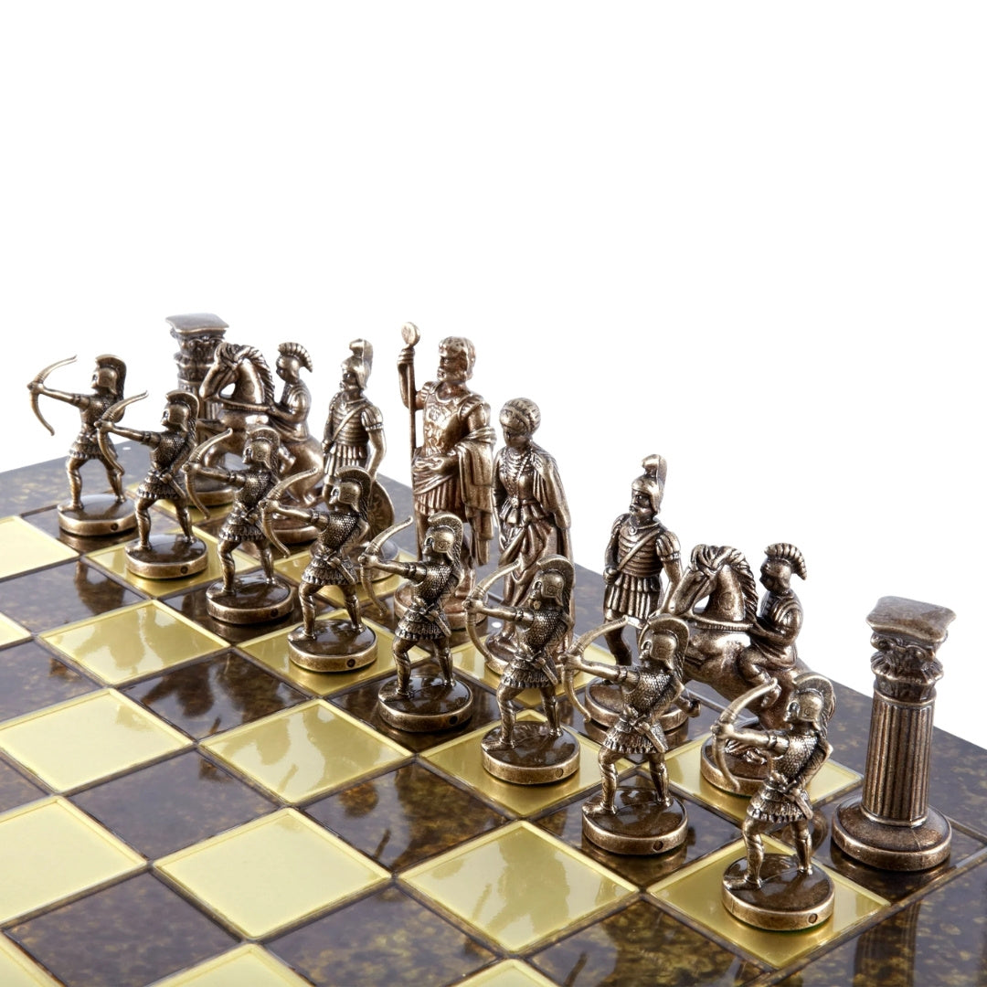 Messing-Schachspiel Bogenschützen 44x44 cm mit individueller Gravurmöglichkeit – luxuriöses Geschenk für Mythologie- und Strategie-Liebhaber, hochwertige handgefertigte Figuren  