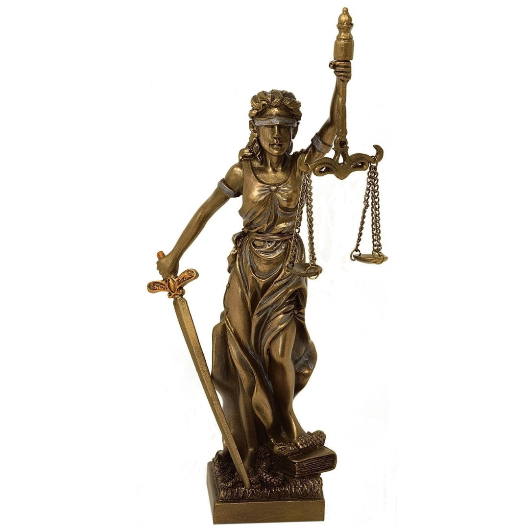Figur Themis Göttin der Gerechtigkeit 20 cm mit Gravur-Personalisierung  