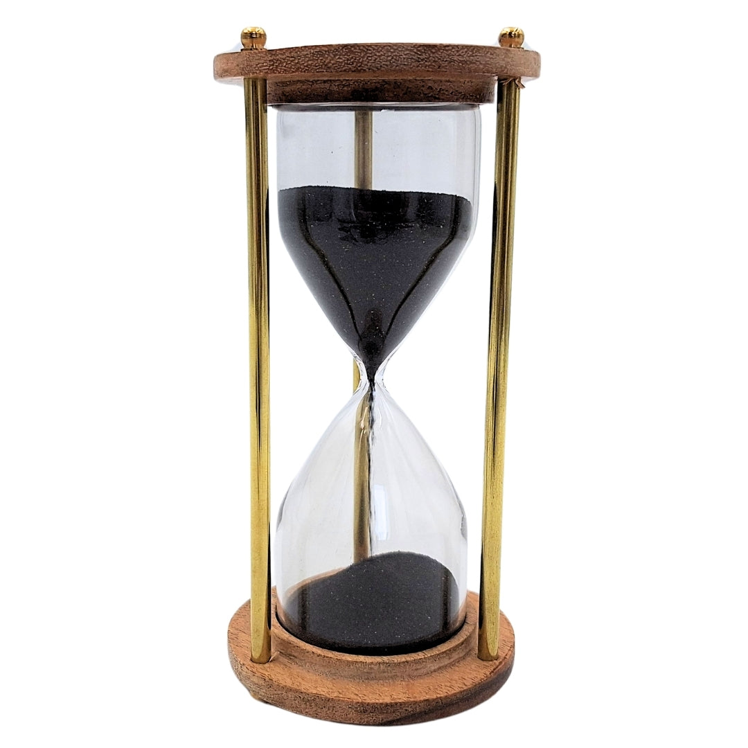 Messing-Holz-Sanduhr 5 Minuten mit personalisierter Gravur – elegante Retro-Dekoration als Geschenk – Höhe 15,5 cm, schwarzer Sand, Messing und Holz
