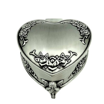 Metall-Schmuckschatulle in Herzform mit personalisierbarer Gravur – elegantes Geschenk zu Valentinstag, Jubiläum oder Geburtstag, verziert mit Rosenmotiv, Maße 8,7 x 8,4 x 5,1 cm