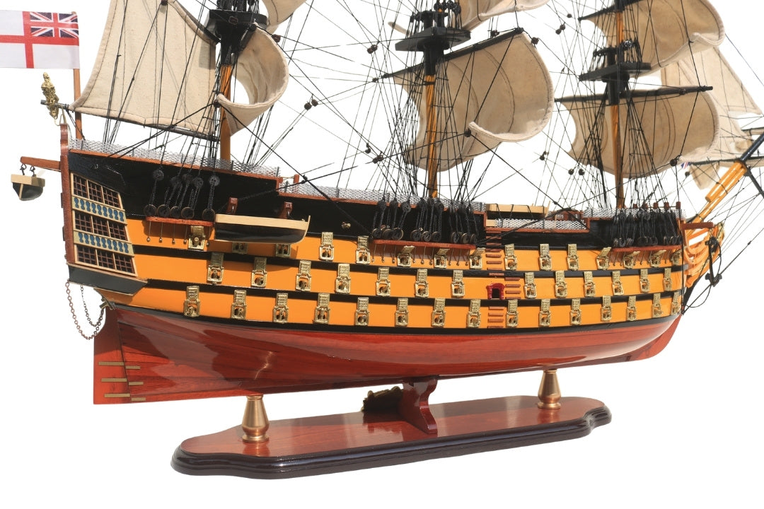 Segelschiffmodell HMS Victory 80cm, montiert, mit Möglichkeit zur Personalisierung durch Gravur - exklusive Geschenkdekoration, handgefertigt aus exotischem Holz, hohe Qualität und Liebe zum Detail