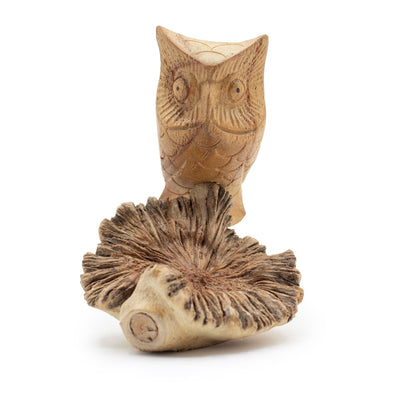 Handgefertigte Eulenskulptur aus einer Baumverwachsung - Einzigartige Geschenkfigur, Höhe 11 cm, natürliche Farbtöne aus Indonesien
