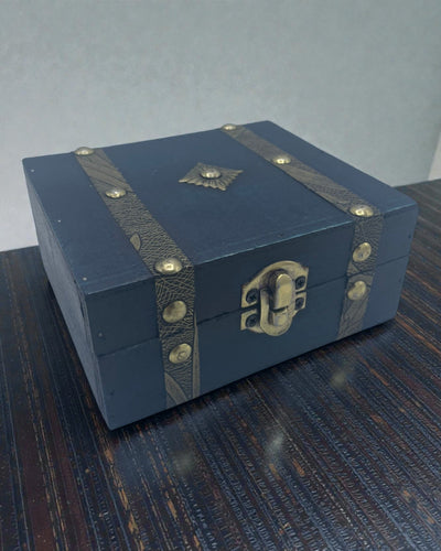 Tee-Arche von Atlantis – Quadratische blaue Vintage-Schatulle