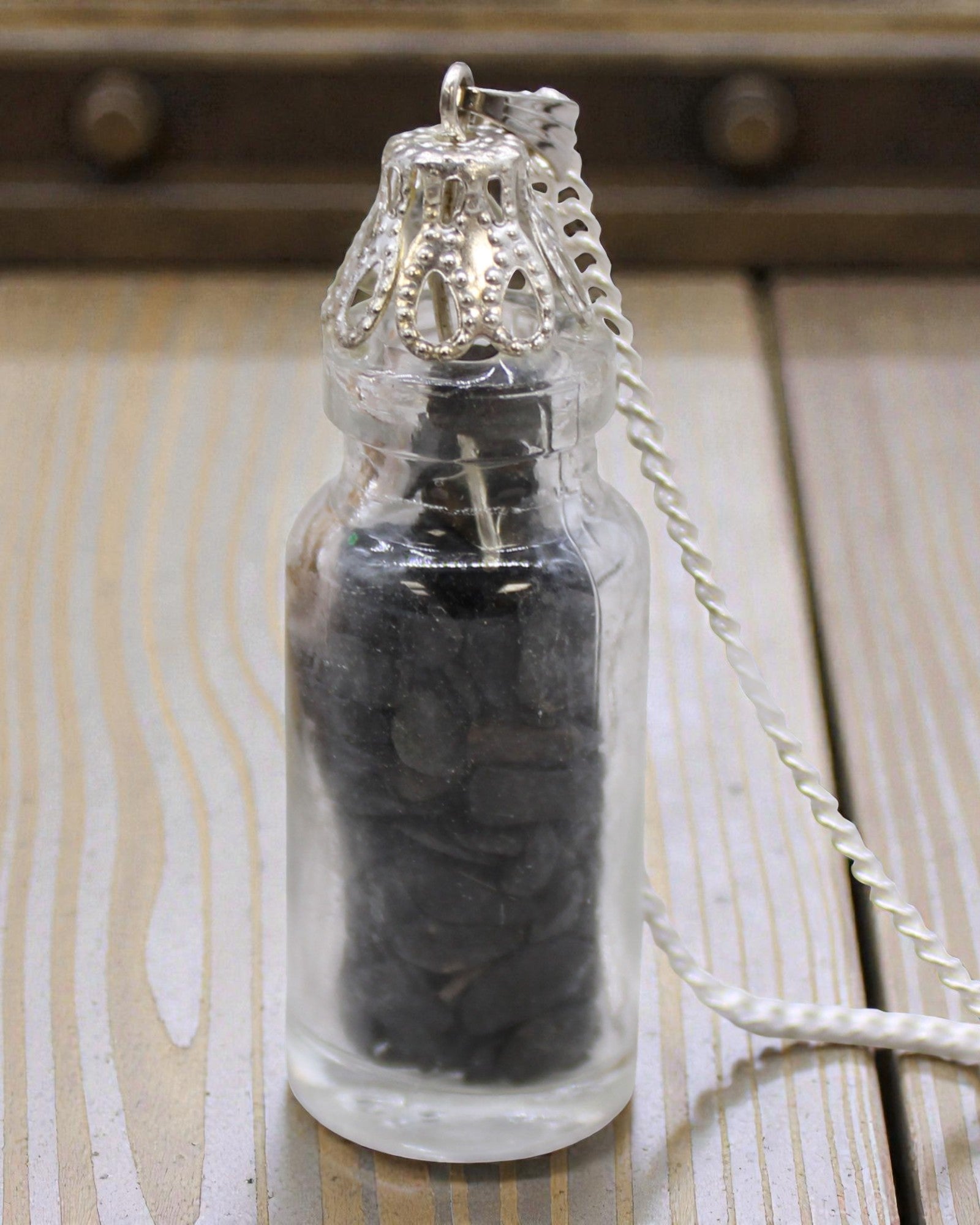 Halskette mit Fläschchen-Edelsteinen – Schwarzer Onyx