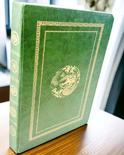 Grünes Ziernotizbuch mit Drachenmotiv - Fantasy-Inspirationen, mit Gravur