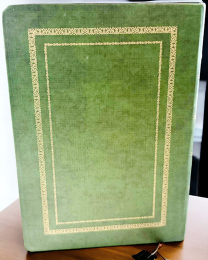 Grünes Ziernotizbuch mit Drachenmotiv - Fantasy-Inspirationen, mit Gravur