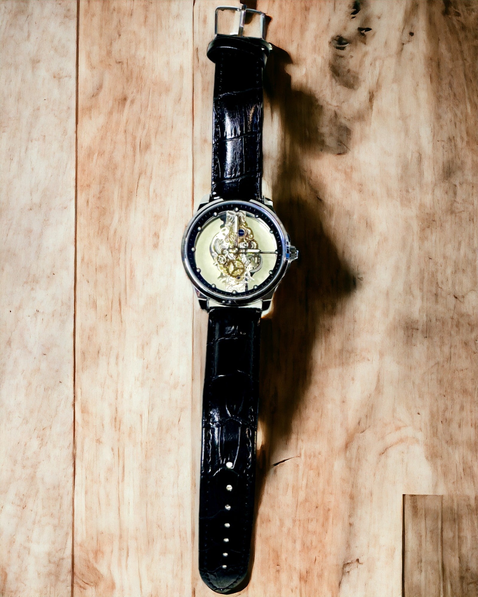 Herren-Quarzuhr mit transparentem Zifferblatt - Klassische Eleganz in modernem Design, schwarzes Armband. Personalisierung mit Gravur.