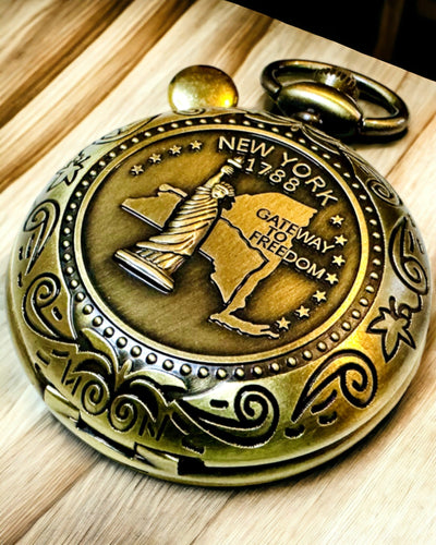 Taschenkompass Retro mit New York-Motiv – Multifunktionaler, Eleganter Kompass mit Abbild der Freiheitsstatue