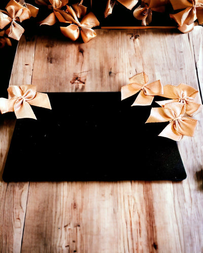 Exklusive Schwarze Metall-Visitenkarte mit Personalisierungsmöglichkeit – Ideal als Geschenk