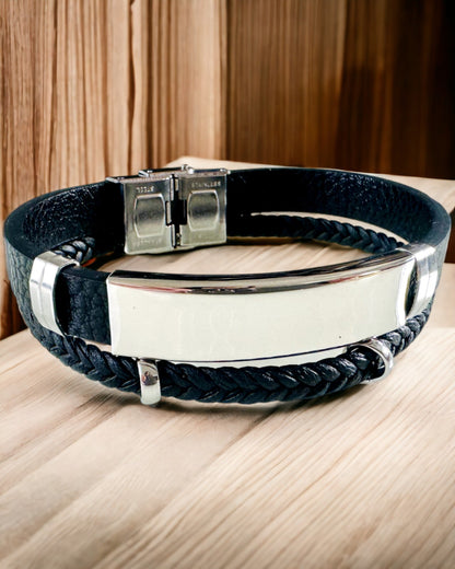Herrenarmband aus PU-Leder und Edelstahl mit Gravurmöglichkeit – Erhältlich in Zwei Farbvarianten