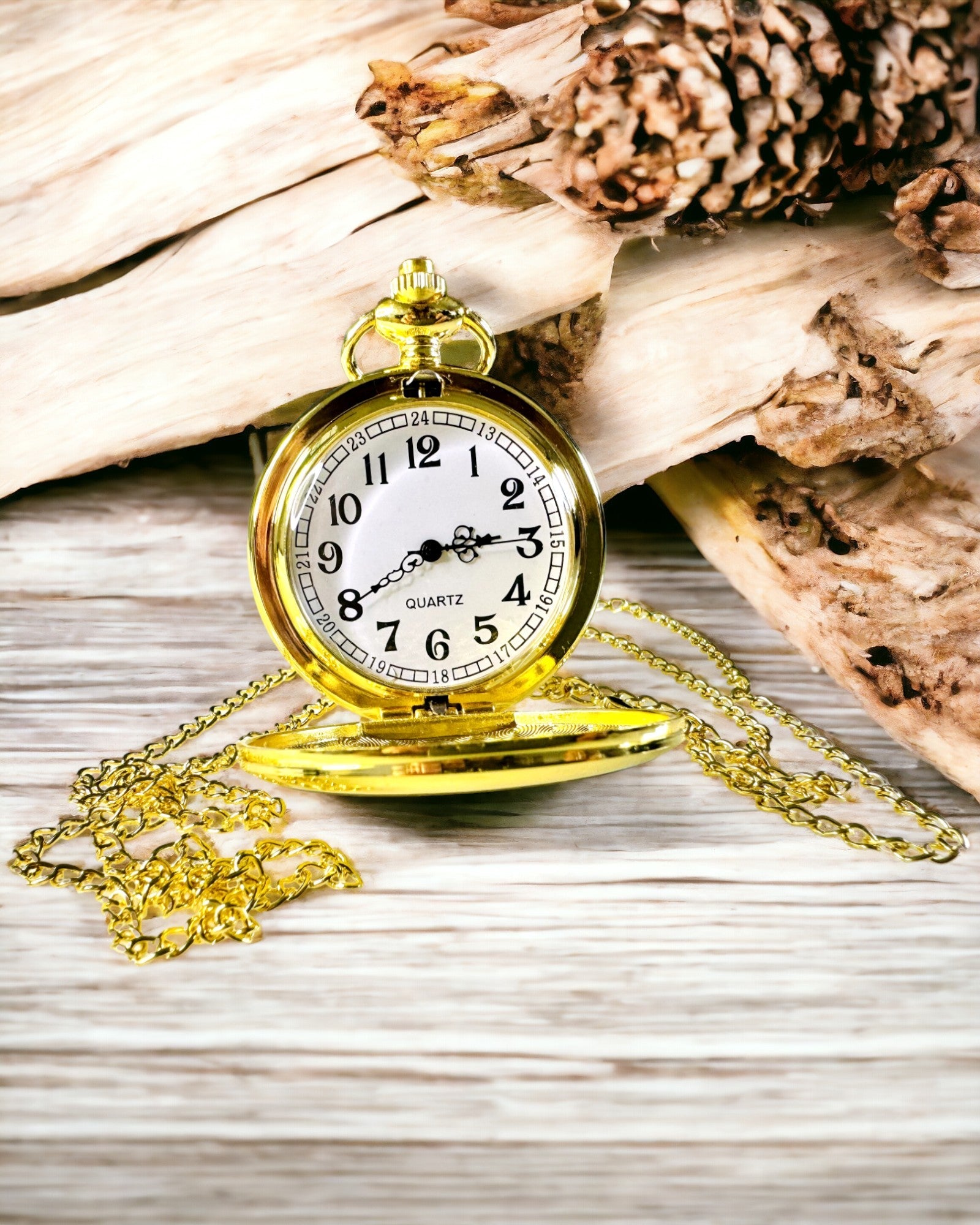 Goldfarbene Vintage-Taschenuhr mit Gravurmöglichkeit